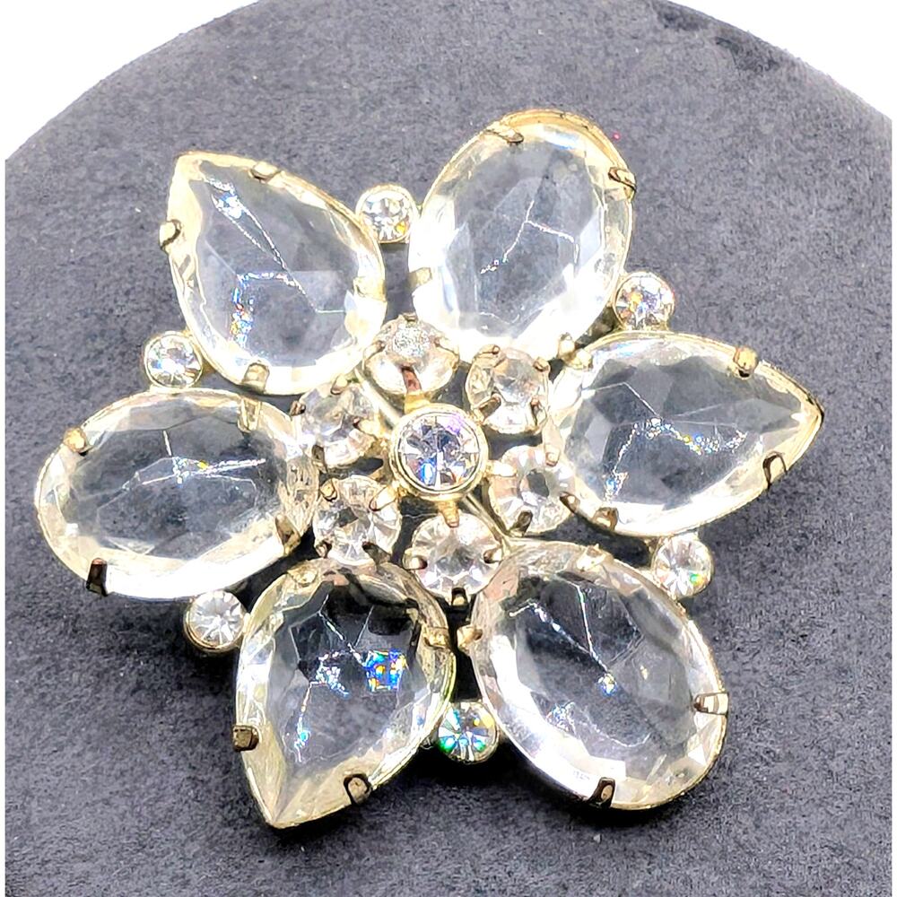 Vintage Clear Lucite Petals Rhinestone Silver Tone Flower Brooch